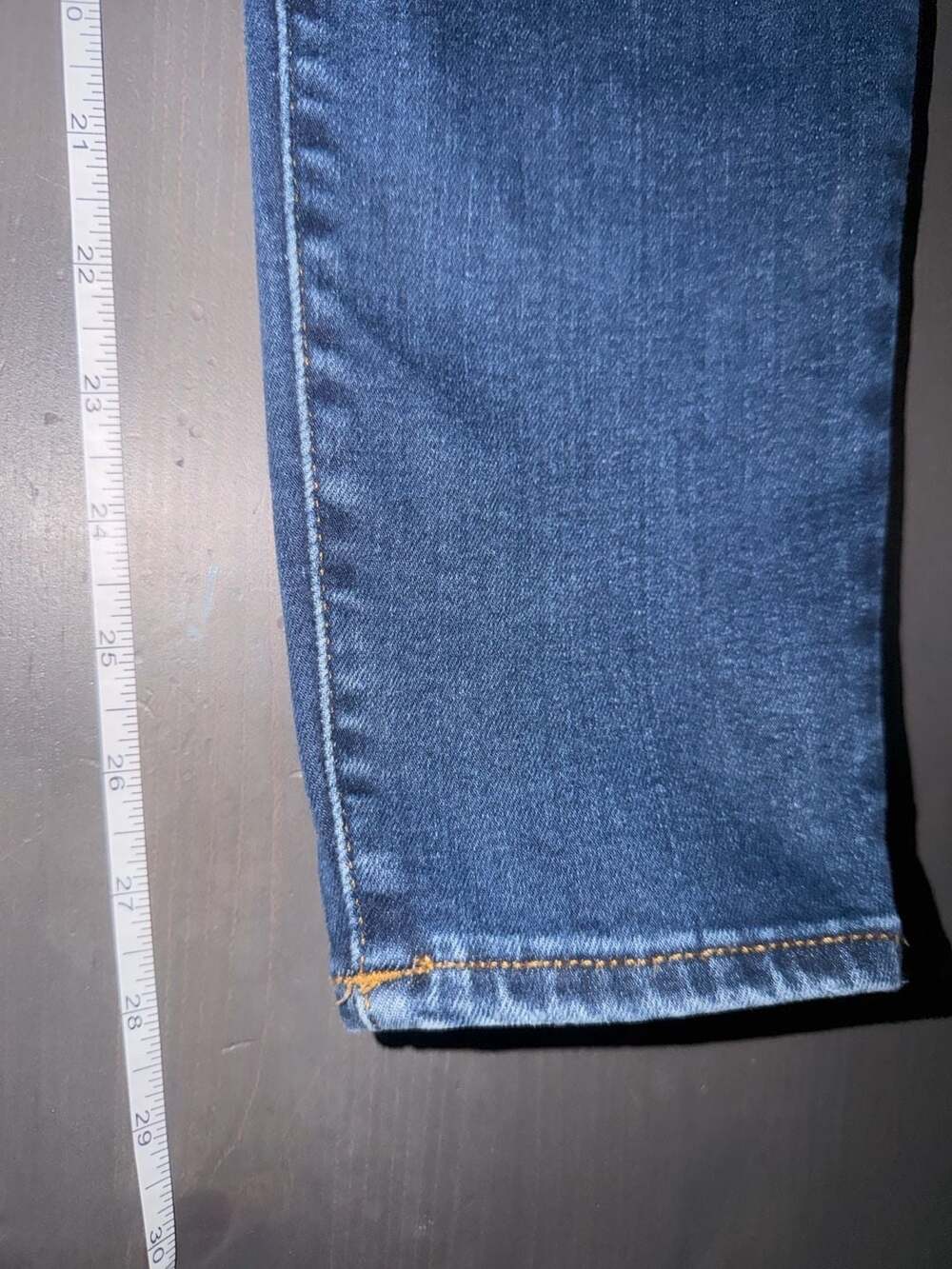 Good American Size 6-12 Skinny Jeans - Picture 6 of 7